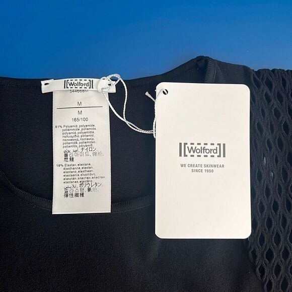 NWT Wolford Shuri Top Crop Top M Black - Picture 15 of 16